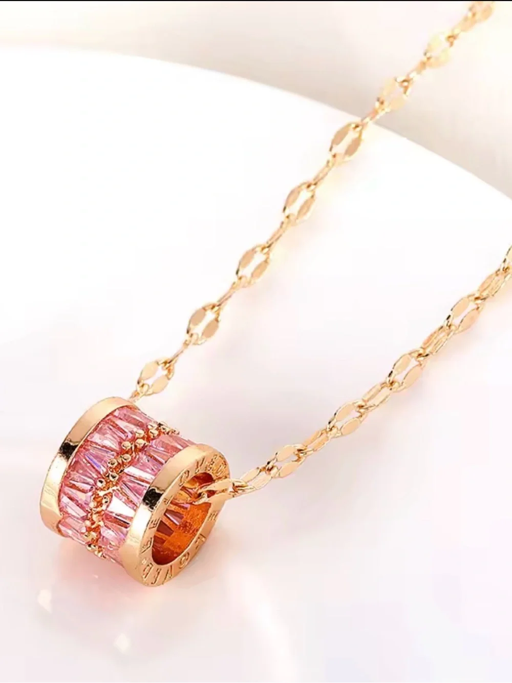 Gold-Plated Pink Crystal Pendant Necklace Y2K